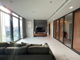 For rent 2 ベッドルーム condo in Watthana, Bangkok