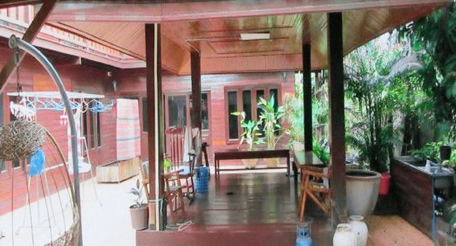 For sale 1 bed house in Mueang Chai Nat, Chainat