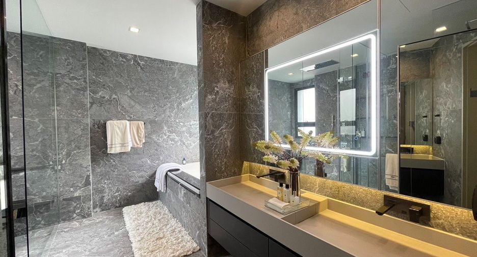 Casa en venta de 4 habitaciones en Bang Kapi, Bangkok