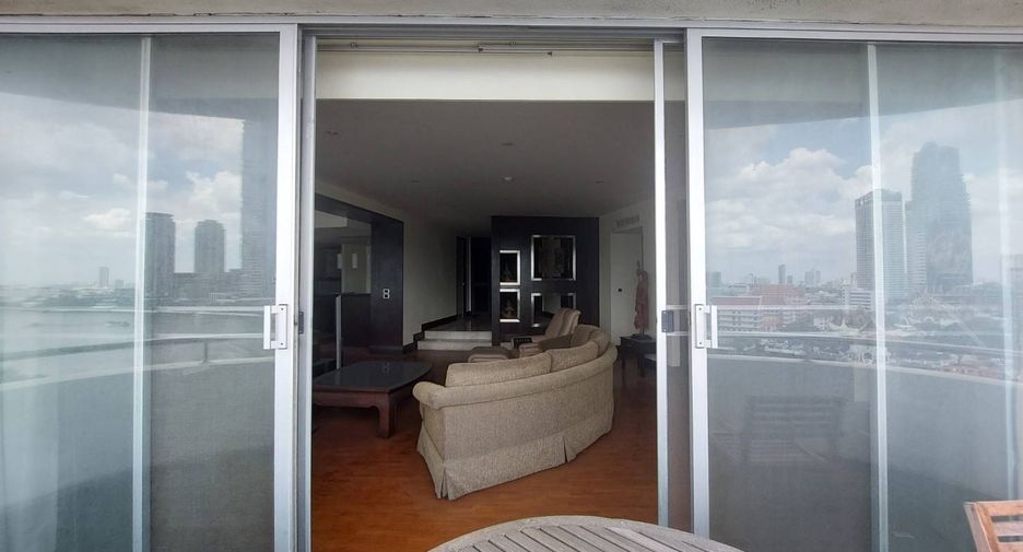 For rent and for sale 2 bedrooms condo in Sathon, Bangkok
