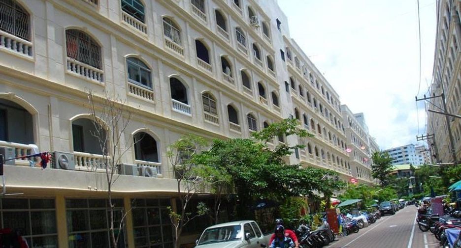 For sale 1 bed condo in Bang Lamung, Chonburi