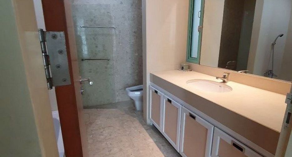 For rent 2 bedrooms condo in Bang Kho Laem, Bangkok