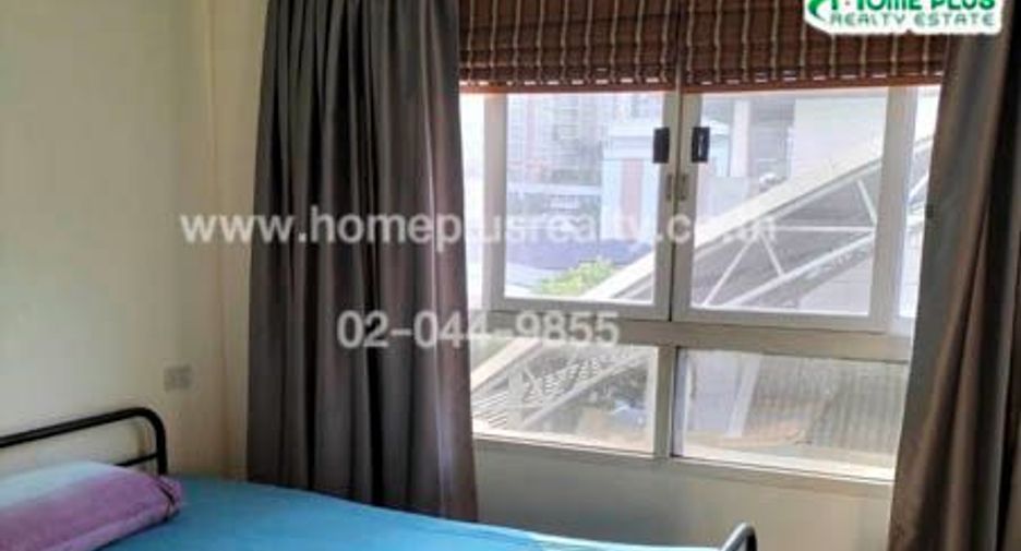 For sale 3 bedrooms condo in Yan Nawa, Bangkok