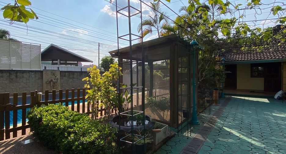 For sale 2 bedrooms house in Hang Dong, Chiang Mai