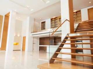 Продажа 4 спальни кондо в Кхлонг Тоеи, Бангкок
