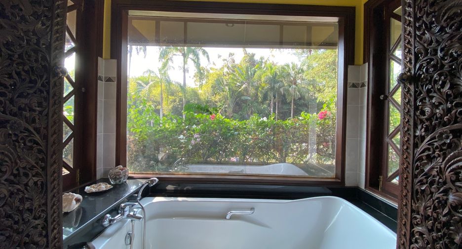 For rent and for sale 6 bedrooms house in San Sai, Chiang Mai