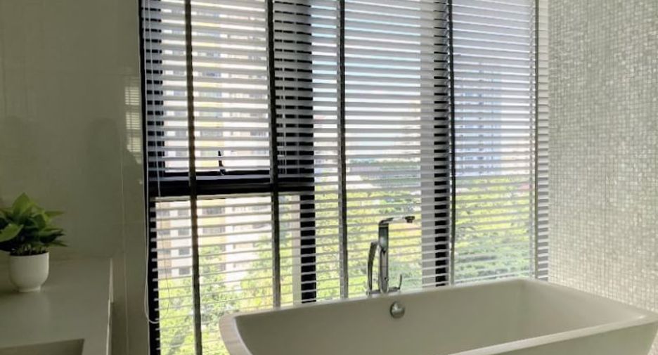 For rent 2 ベッドルーム condo in Khlong Toei, Bangkok