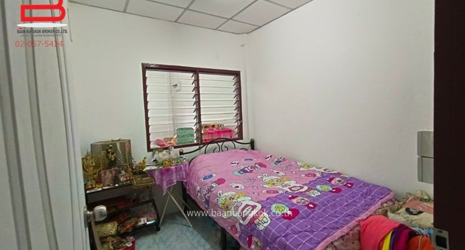 Reihenhaus zum Kauf mit 2 Zimmer in Lak Si, Bangkok