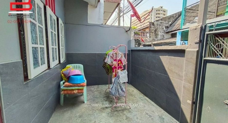 Reihenhaus zum Kauf mit 2 Zimmer in Lak Si, Bangkok