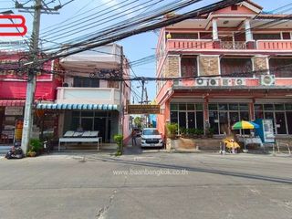 For sale 2 bedrooms townhouse in Lak Si, Bangkok