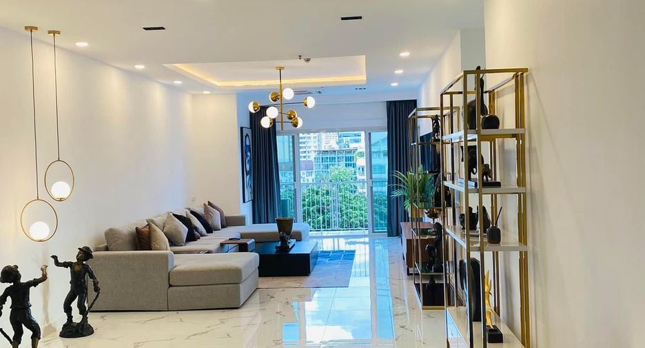 À vendre 2 chambres condo à Watthana, Bangkok
