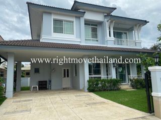For rent 3 bedrooms house in Phasi Charoen, Bangkok