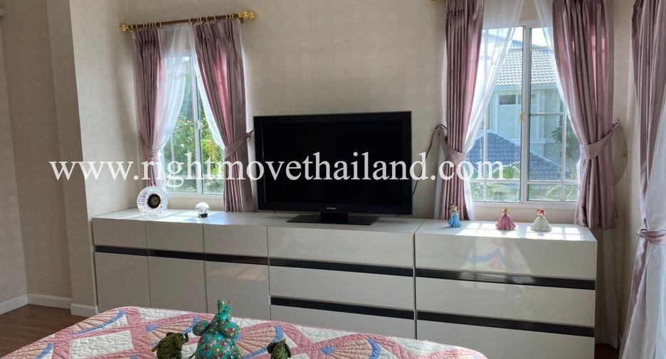 For rent 3 bedrooms house in Phasi Charoen, Bangkok