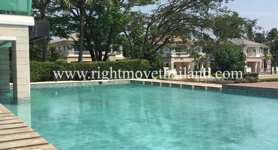 For rent 3 bedrooms house in Phasi Charoen, Bangkok