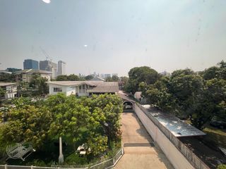 Apartamento en alquiler de 3 habitaciones en Phaya Thai, Bangkok