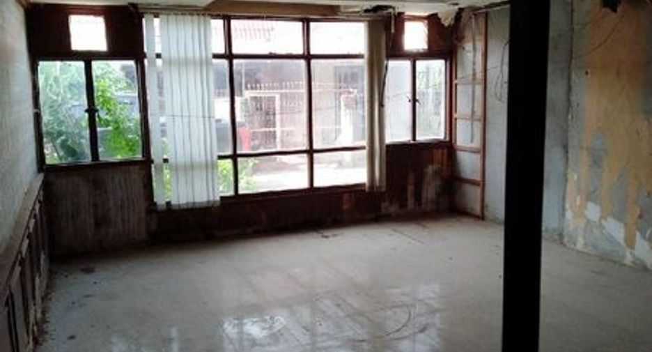 For sale 3 bedrooms townhouse in Ban Pong, Ratchaburi