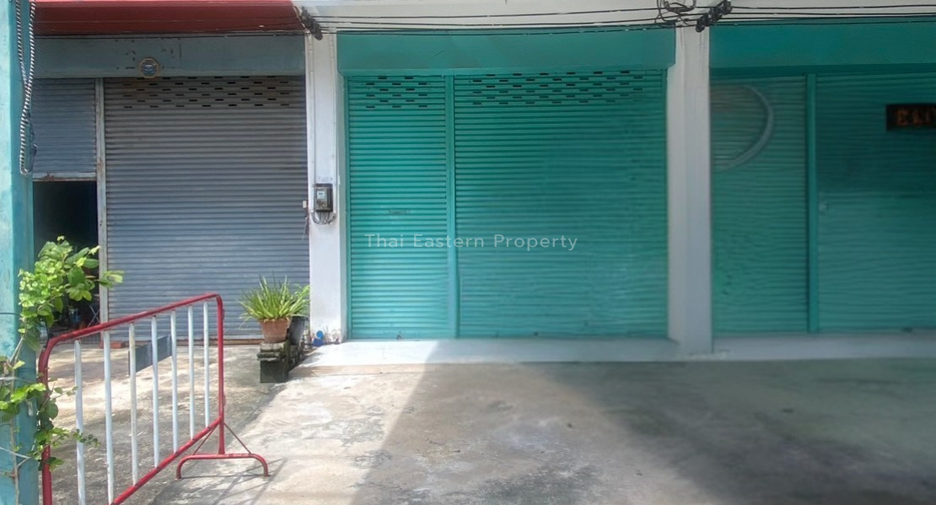 À louer local commercial à Si Racha, Chonburi