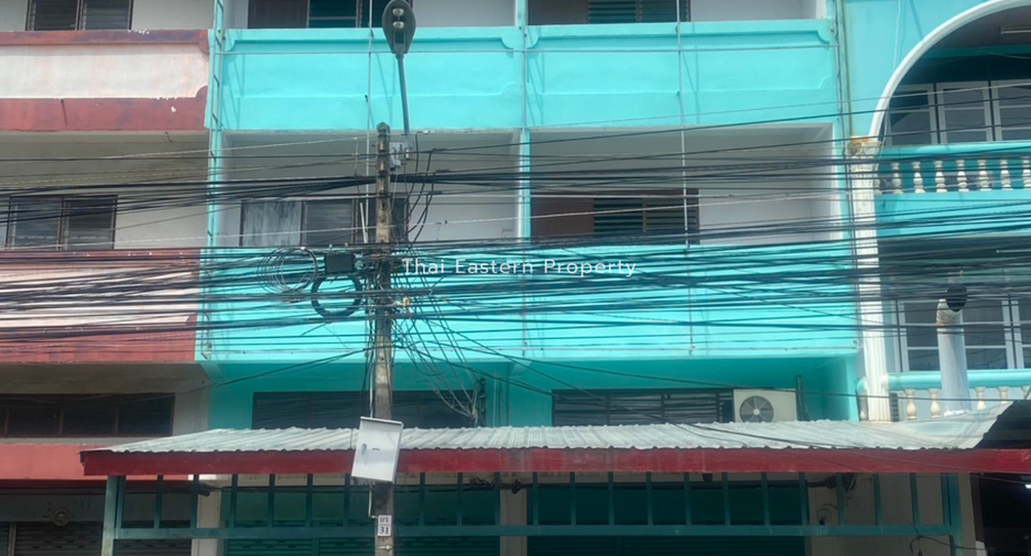 À louer local commercial à Si Racha, Chonburi