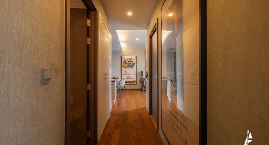 For sale 2 bedrooms condo in Watthana, Bangkok