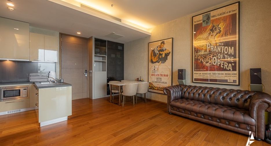 For sale 2 bedrooms condo in Watthana, Bangkok