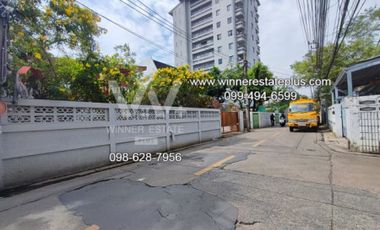 出售 土地 在 Watthana, 曼谷