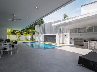 For sale 4 bedrooms villa in Bang Lamung, Chonburi
