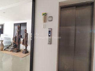 For sale 4 bedrooms villa in Bang Lamung, Chonburi