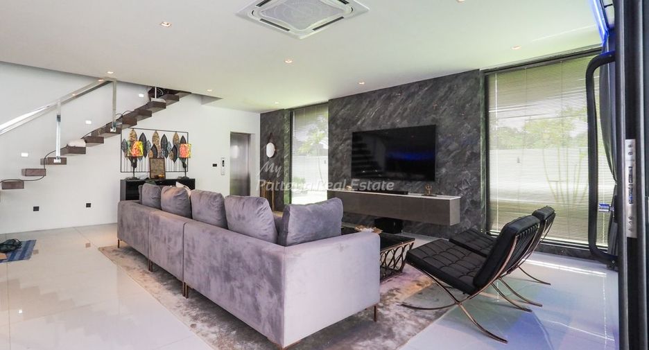 For sale 4 bedrooms villa in Bang Lamung, Chonburi
