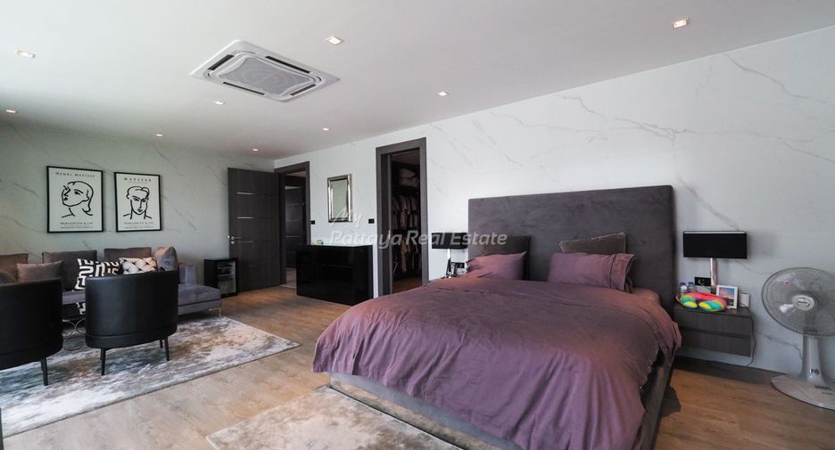 For sale 4 bedrooms villa in Bang Lamung, Chonburi