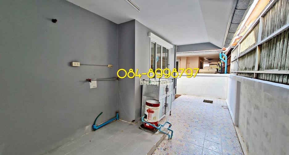 For rent and for sale 4 bedrooms house in Bang Bua Thong, Nonthaburi