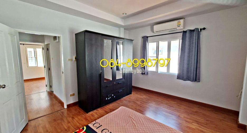 For rent and for sale 4 bedrooms house in Bang Bua Thong, Nonthaburi
