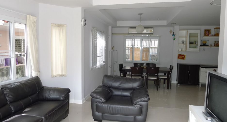 For rent and for sale 4 bedrooms house in Bang Bua Thong, Nonthaburi