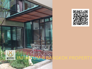 For sale 4 Beds house in Phaya Thai, Bangkok
