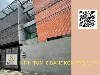 For sale 4 Beds house in Phaya Thai, Bangkok