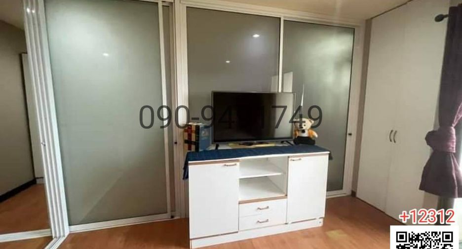 For sale 2 bedrooms condo in Wang Thonglang, Bangkok