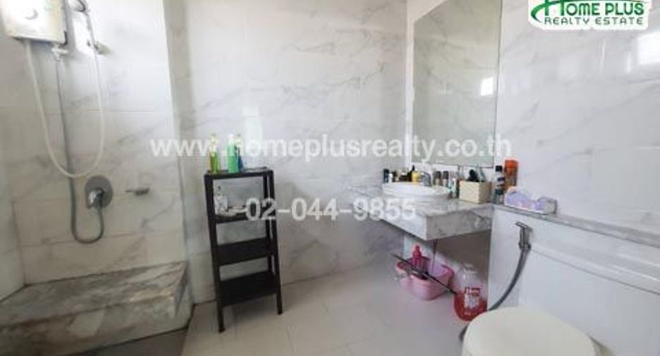 À vendre 5 chambres maison à Mueang Pathum Thani, Pathum Thani