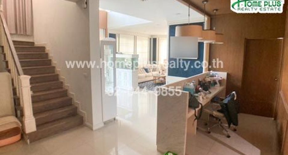 À vendre 5 chambres maison à Mueang Pathum Thani, Pathum Thani