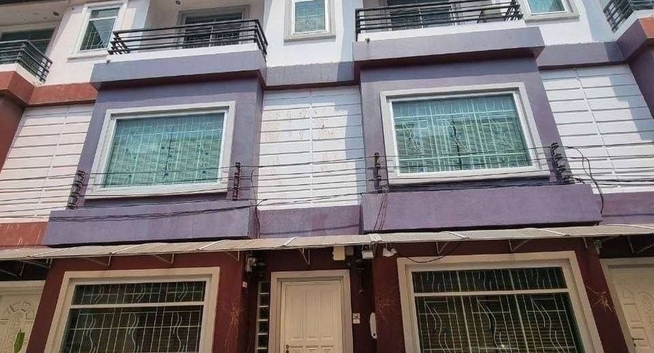 For rent 2 bed retail Space in Bueng Kum, Bangkok