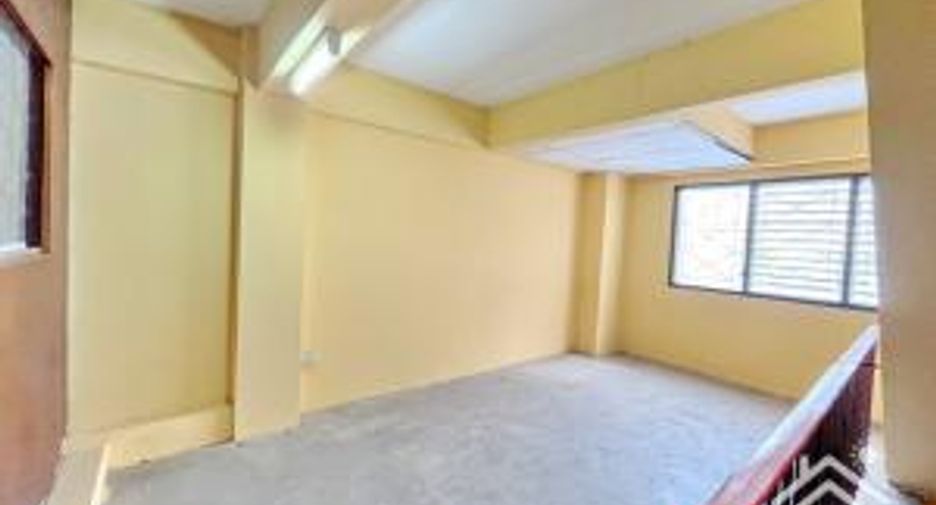 Casa adosada en venta de 2 habitaciones en North Pattaya, Pattaya