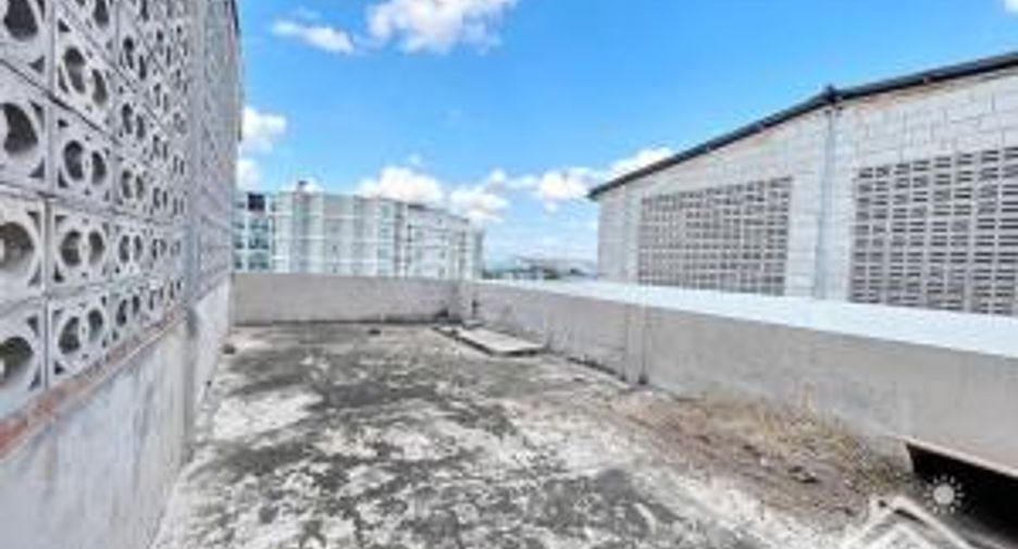 Casa adosada en venta de 2 habitaciones en North Pattaya, Pattaya