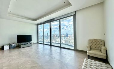 For sale 3 bedrooms condo in Khlong San, Bangkok