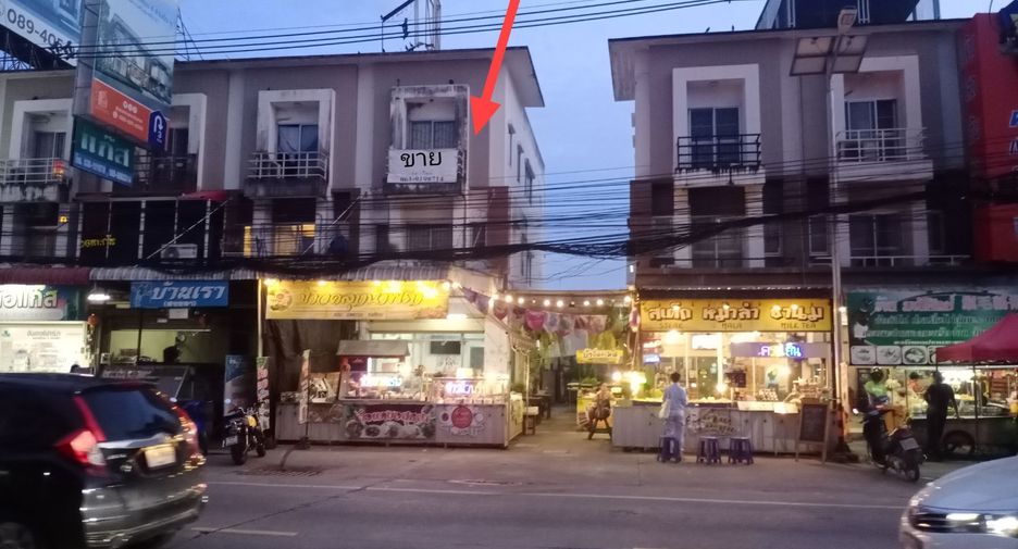 For sale 2 Beds retail Space in Si Racha, Chonburi