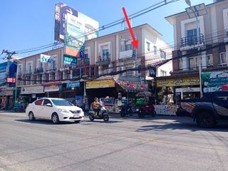 For sale 2 Beds retail Space in Si Racha, Chonburi