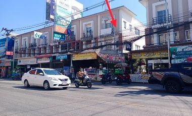For sale 2 ベッドルーム retail Space in Si Racha, Chonburi