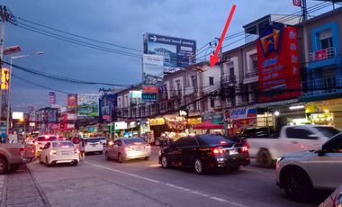 For sale 2 ベッドルーム retail Space in Si Racha, Chonburi