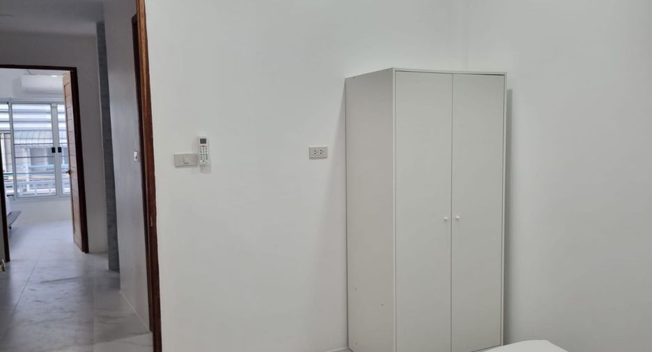For rent 3 bedrooms townhouse in Ko Samui, Surat Thani