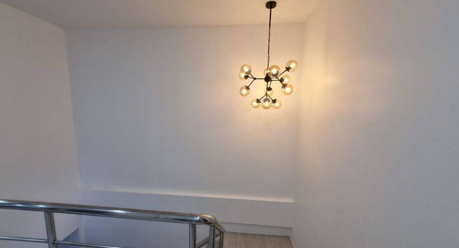 For rent 3 bedrooms townhouse in Ko Samui, Surat Thani