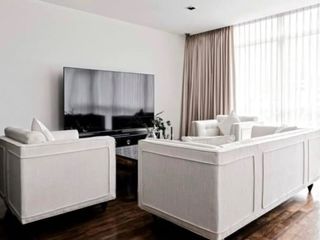 For rent 4 bedrooms condo in Pathum Wan, Bangkok