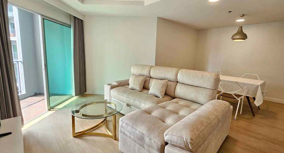Condo en alquiler y en venta de 2 habitaciones en Huai Khwang, Bangkok