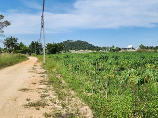 出售 土地 在 Bang Lamung, Chon Buri